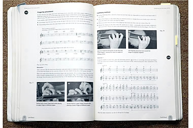 Simon Fischer Basics - 300 exercises and practice routines for the violin  Peters Edition Ltd